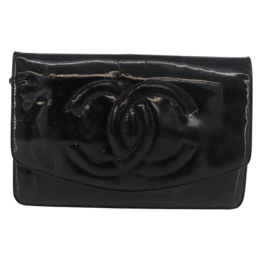 Chanel Patent Leather CC Logo Chain Shoulder Bag Black
